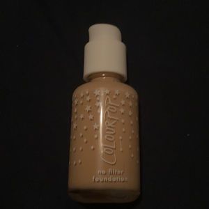 Colourpop No Filter Foundation